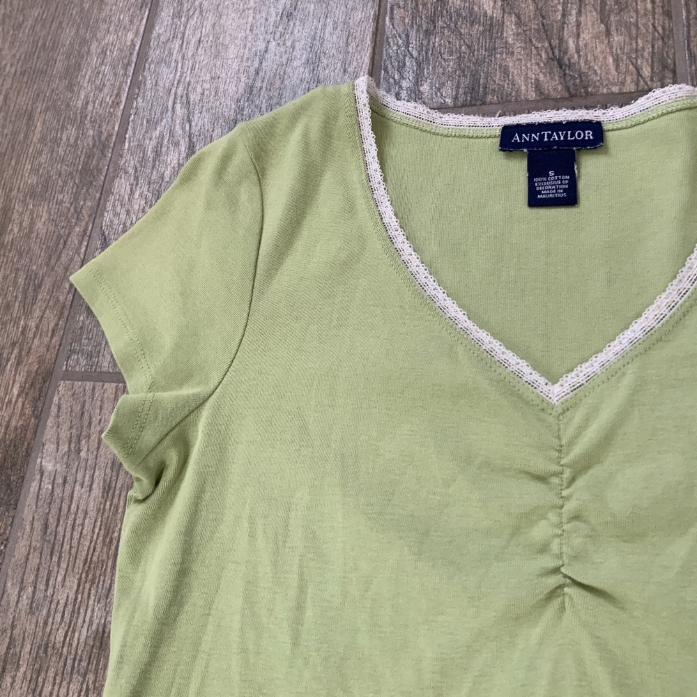Ann Taylor vintage v-neck